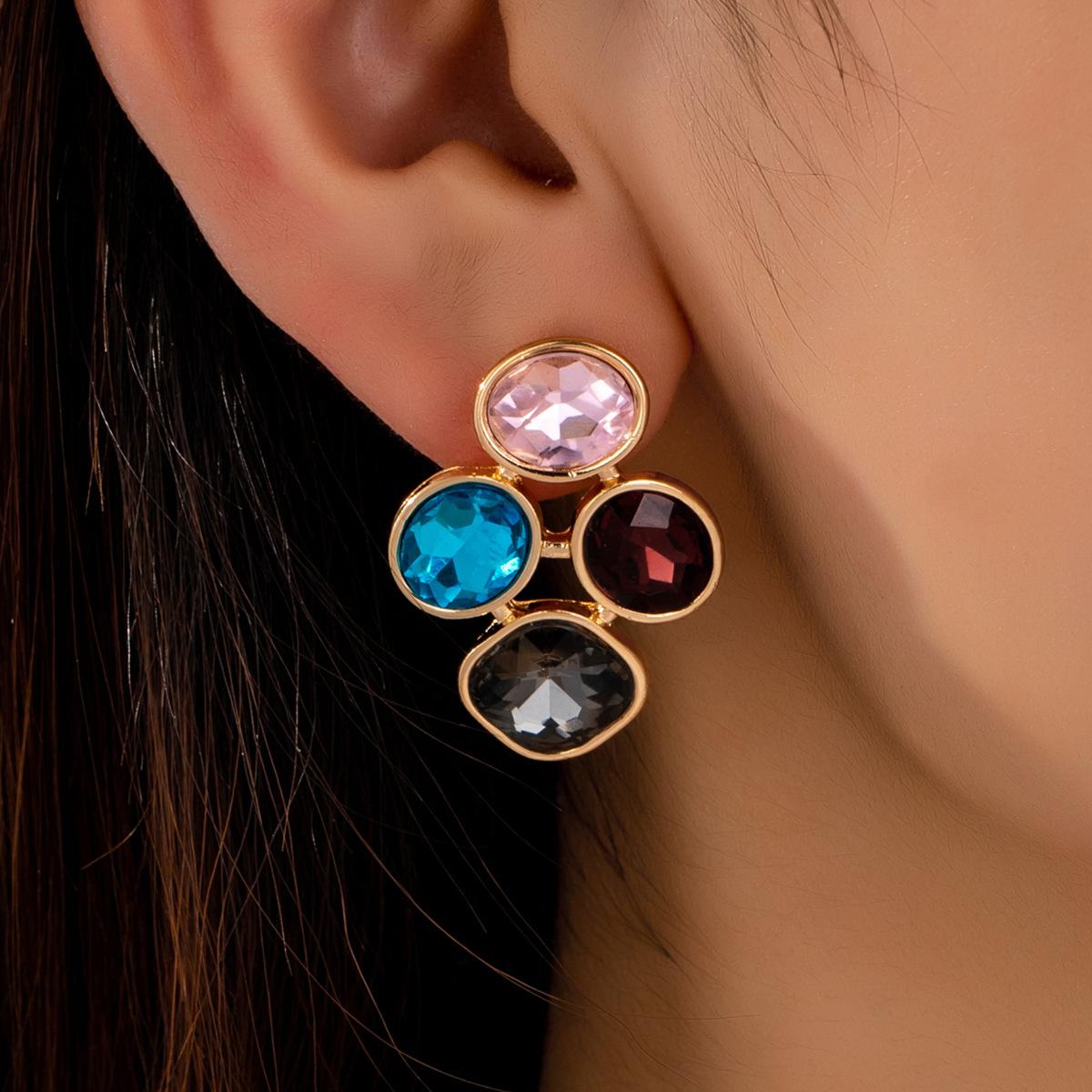 Разноцветные серьги неправильной формы разноцветный