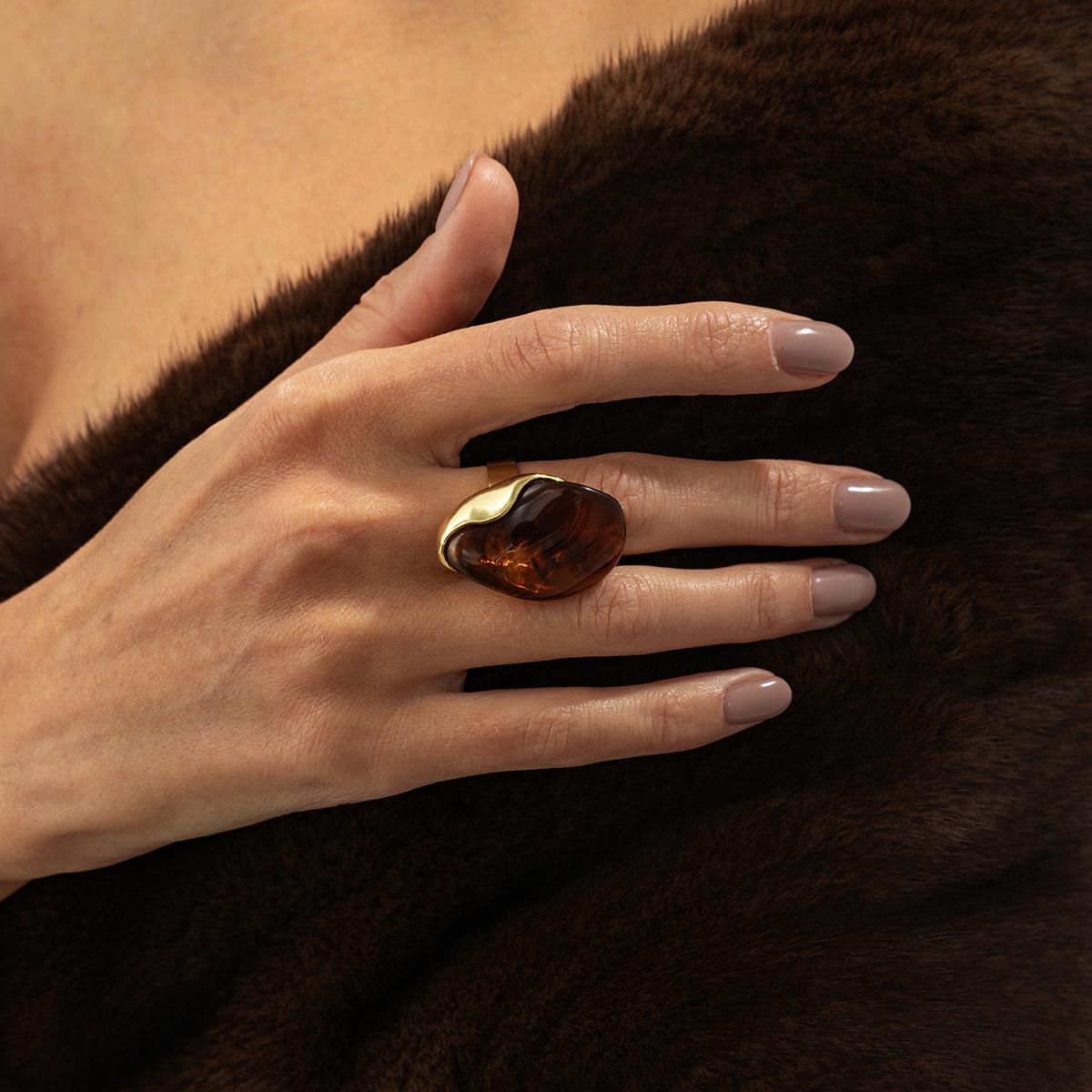Винтажный стиль INS Градиентное Прозрачное Смоляное Кольцо Неправильной Геометрической Неправильной Формы Gold+Amber 0971